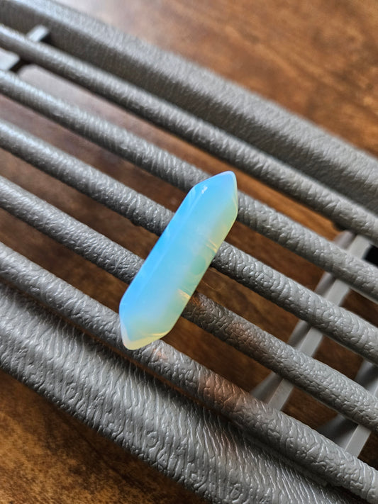 INNER CLARITY points Crystal Vent Clips (Opalite)