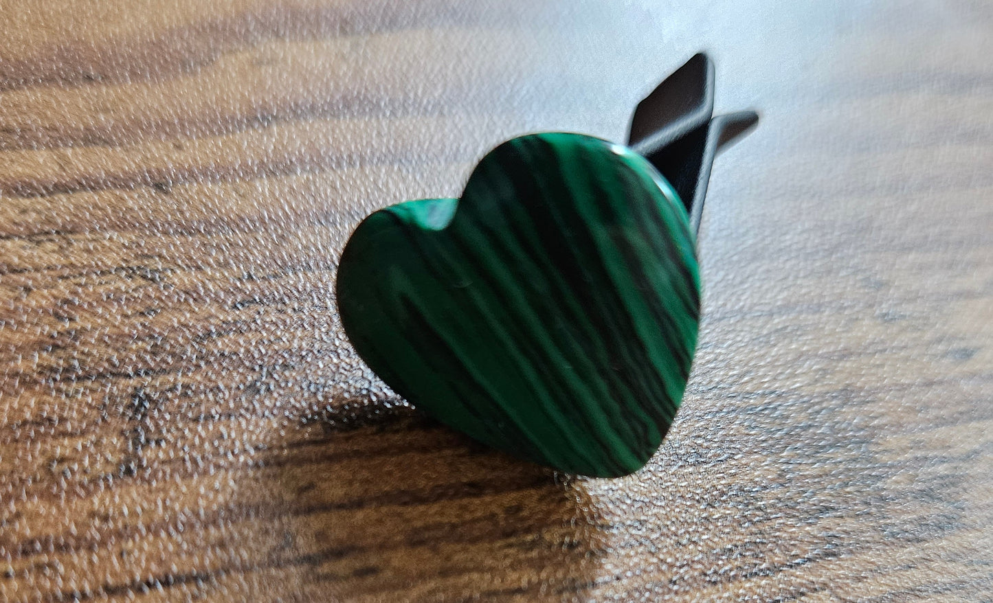 FEARLESS heart Crystal Vent Clips (Malachite)