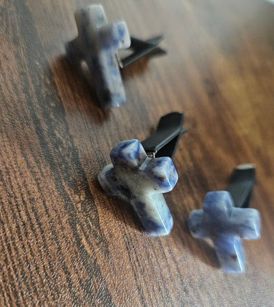 INNER HARMONY cross Crystal Vent Clips (Sodalite)