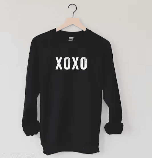 XOXO crewneck sweater - RAR.